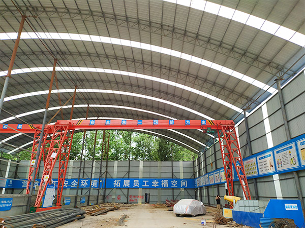 云南10噸龍門(mén)吊跨度20米嵩明龍門(mén)吊出租
