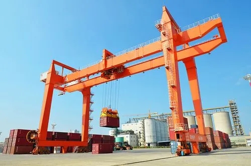安徽馬鞍山集裝箱門式起重機(jī)廠家設(shè)備技術(shù)特點(diǎn)